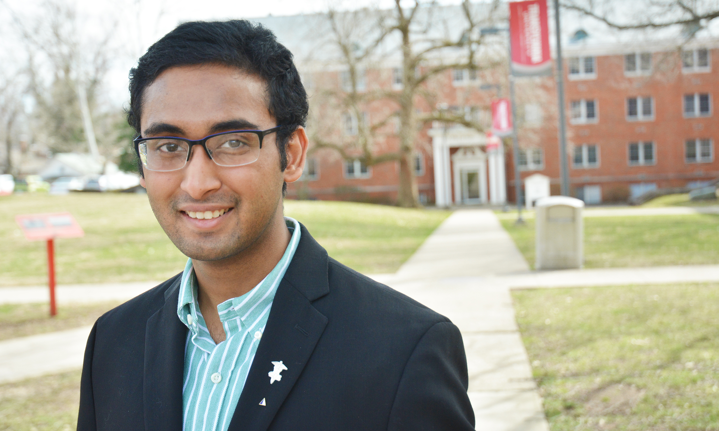 From quantum dots to Pioneer Pathway, Sameer Ahmed ’21 always connecting to next right thing