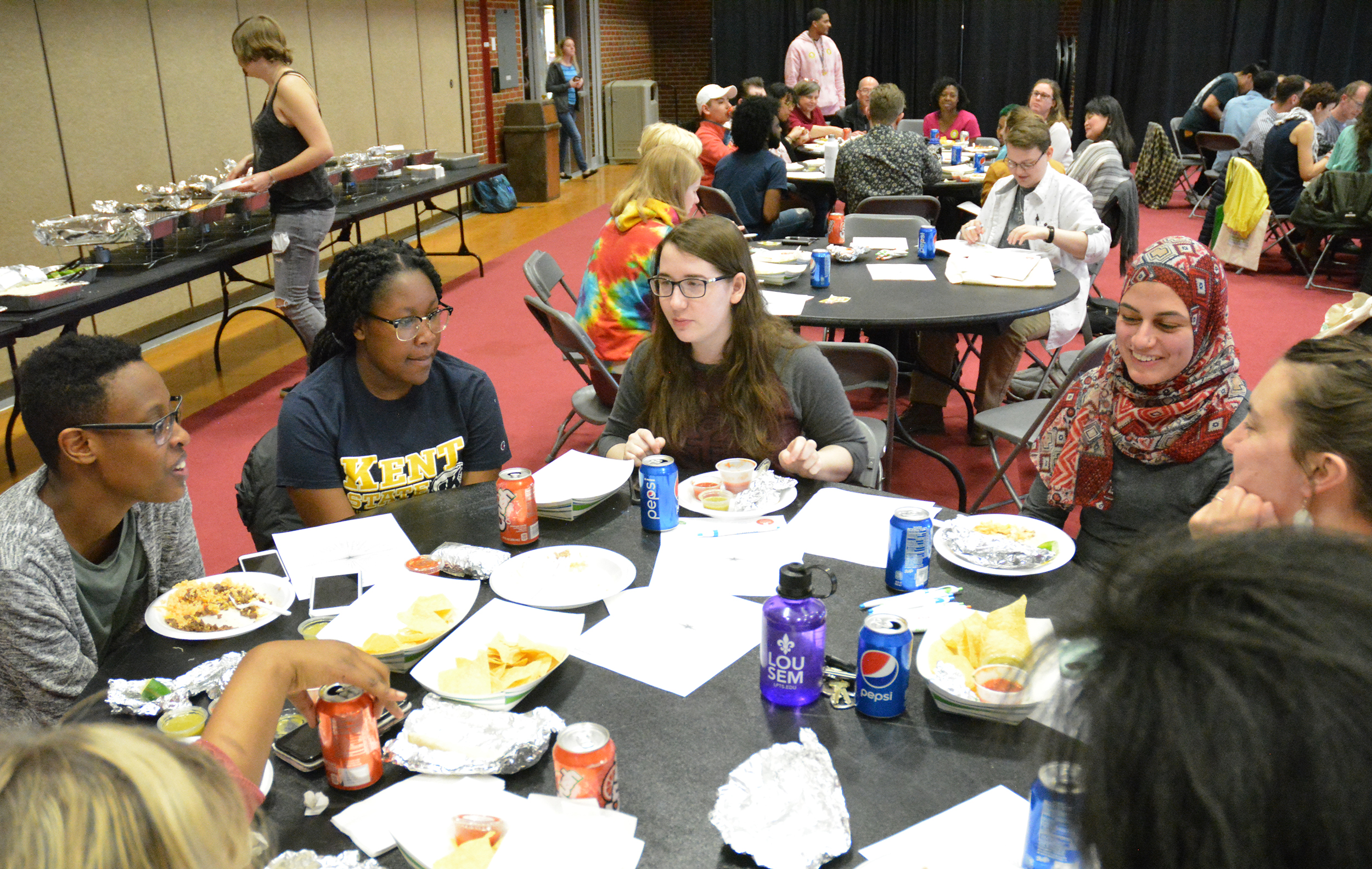 Transy hosts On the Table