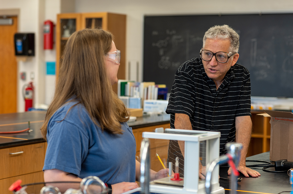 Transylvania chemistry professor receives grant to fund student research