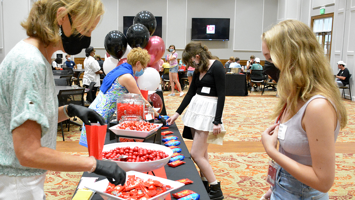 School color candy buffet a sweet treat for new Transylvania students