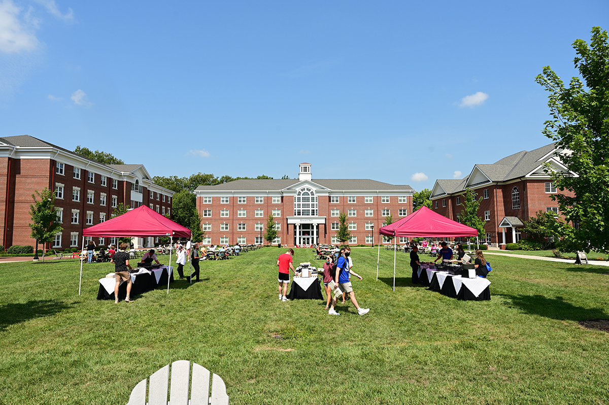 Transylvania Sophomore Summit connects students who started in 2020 with classmates, campus