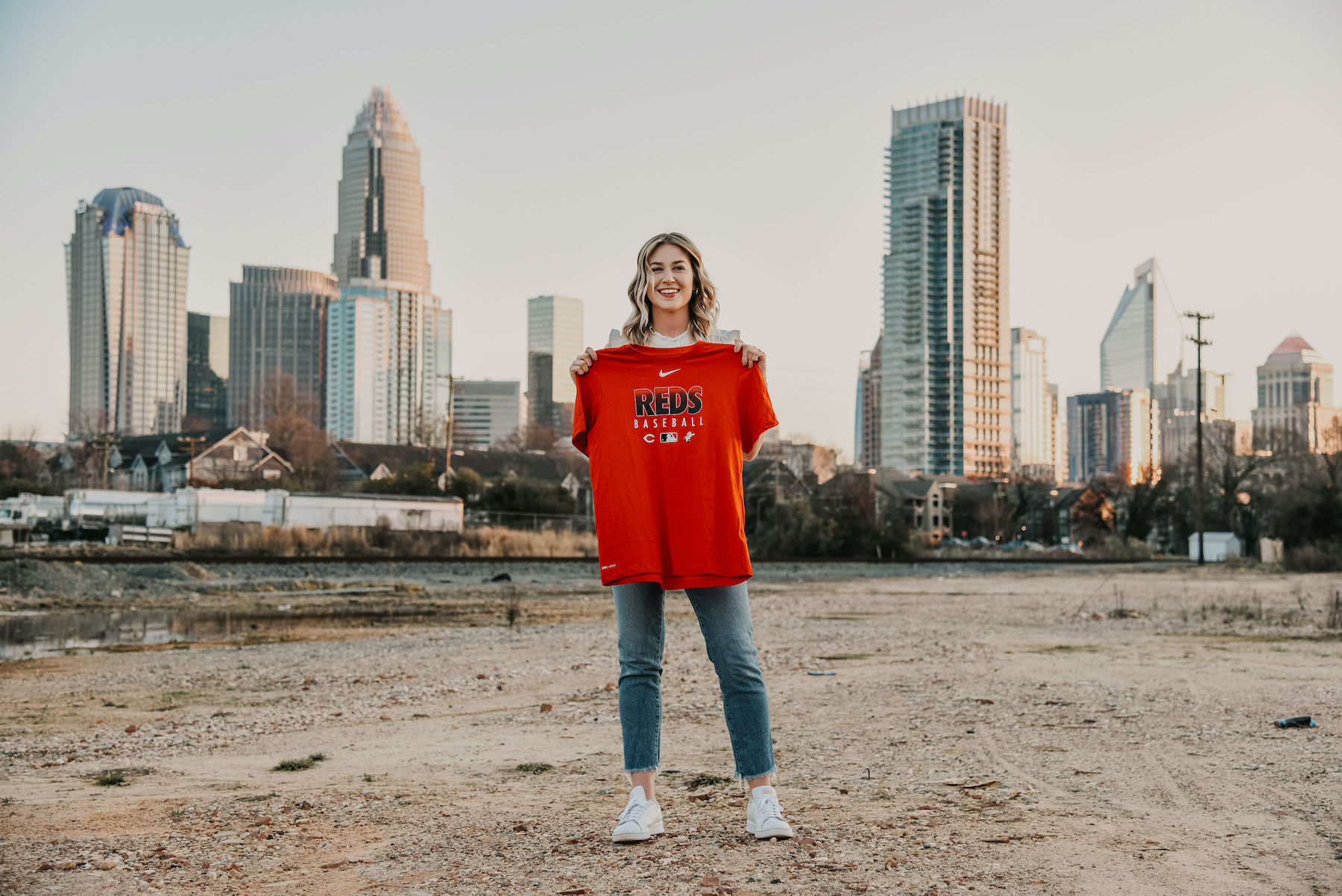 Softball alumna Katie Hulsman ’16 takes her skills to the big leagues