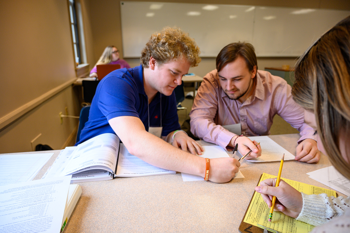 Transylvania students offer Volunteer Income Tax Assistance through February