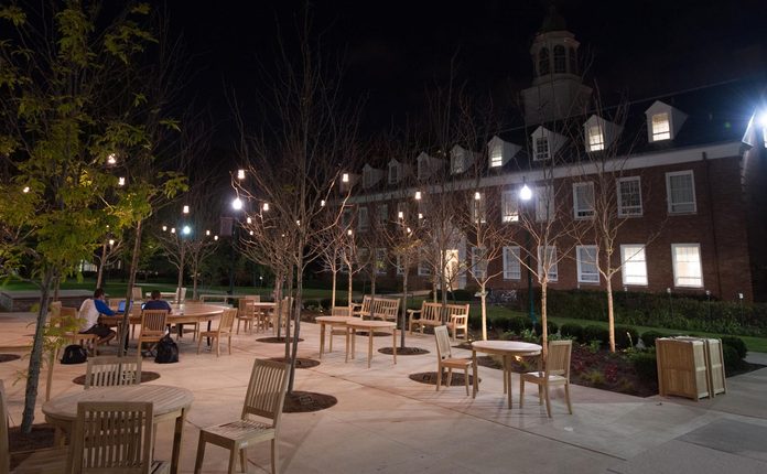 Alumni plaza at night
